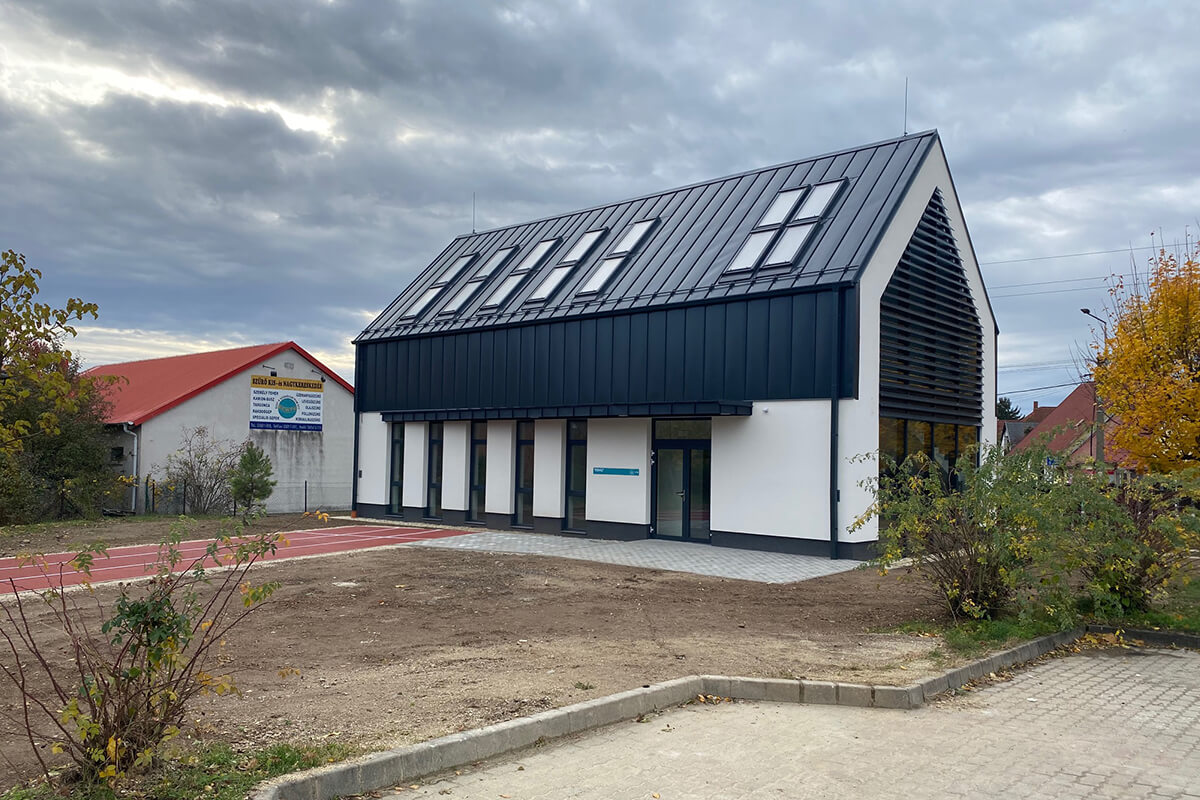 Gyenesdiás, Iskola bővítési, felújítási munkái